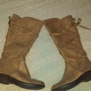 SoftSpots(Jenni) knee-high boots, tan.